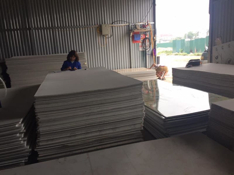 Tấm PVC cứng